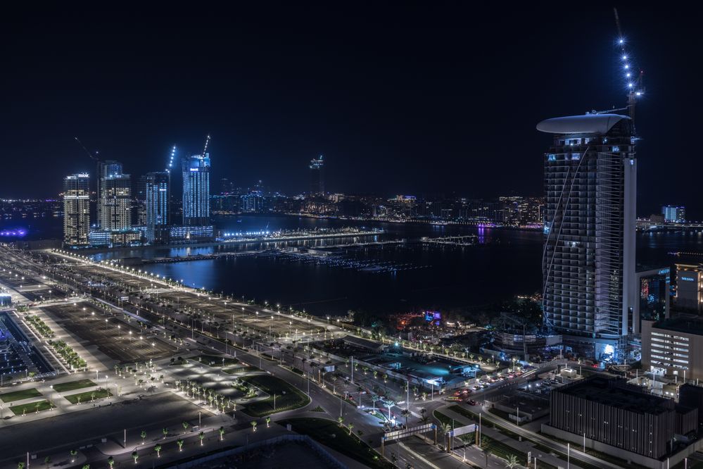 Night time at Dubai Marina